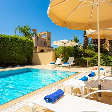 Serenity Villa *